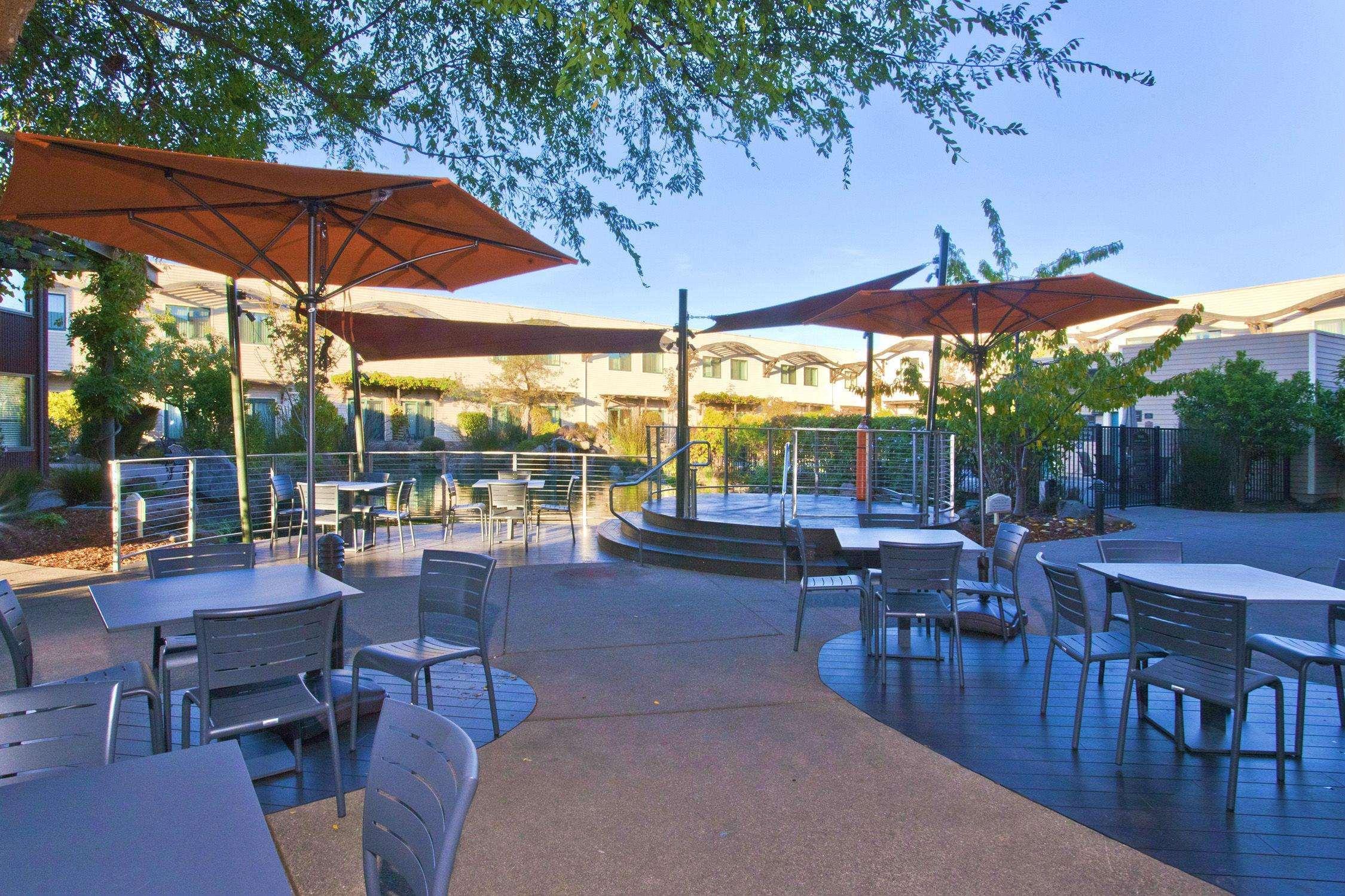 Doubletree By Hilton Napa Valley - Американ-Каньон Экстерьер фото